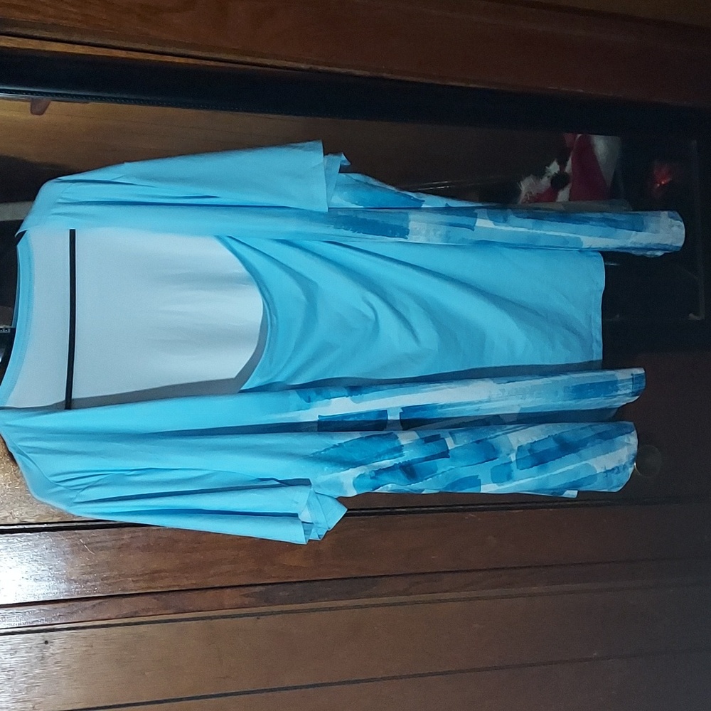 Blue top